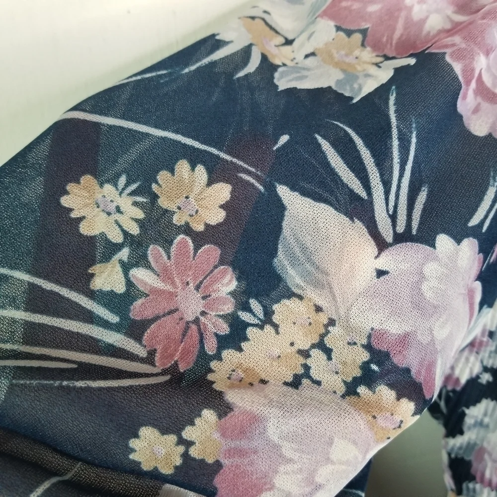 Vtg 70s floral semi sheer pleated dress - Picture 8 of 9